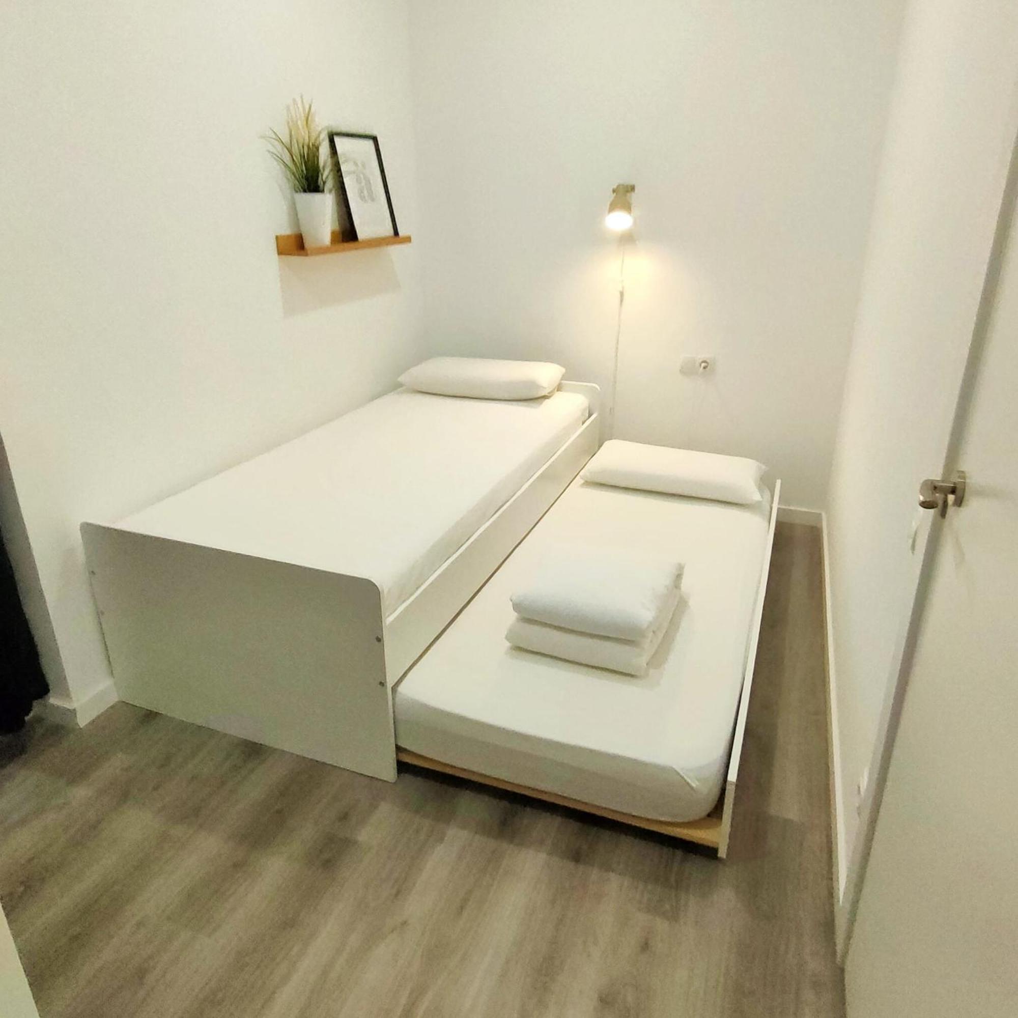 Mediterranean Barcelona Apartments Exteriör bild
